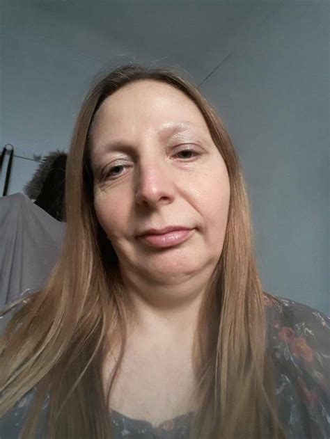 Profil de la femme JOELLIE, 49 ans, VITRY LE FRANCOIS。